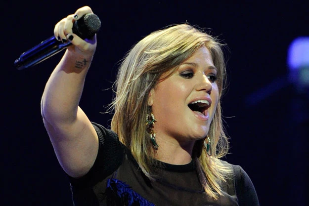 Kelly Clarkson Kelly Clarkson