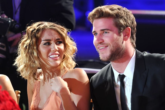 Miley Cyrus Liam Hemsworth Miley Cyrus, Liam Hemsworth