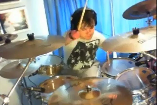 Carly-Rae-drummer Carly Rae drummer