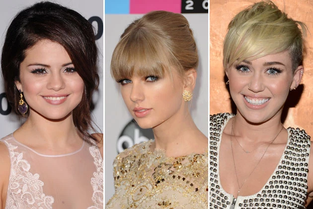 Selena-Gomez-Taylor-Swift-M Selena Gomez Taylor Swift Miley Cyrus