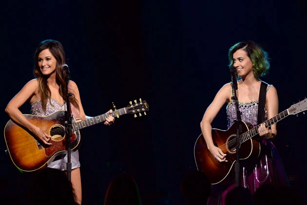 Katy Perry Kacey Musgraves CMT Crossroads Katy Perry Kacey Musgraves CMT Crossroads