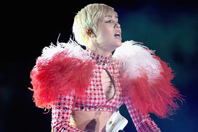 Miley cyrus resume