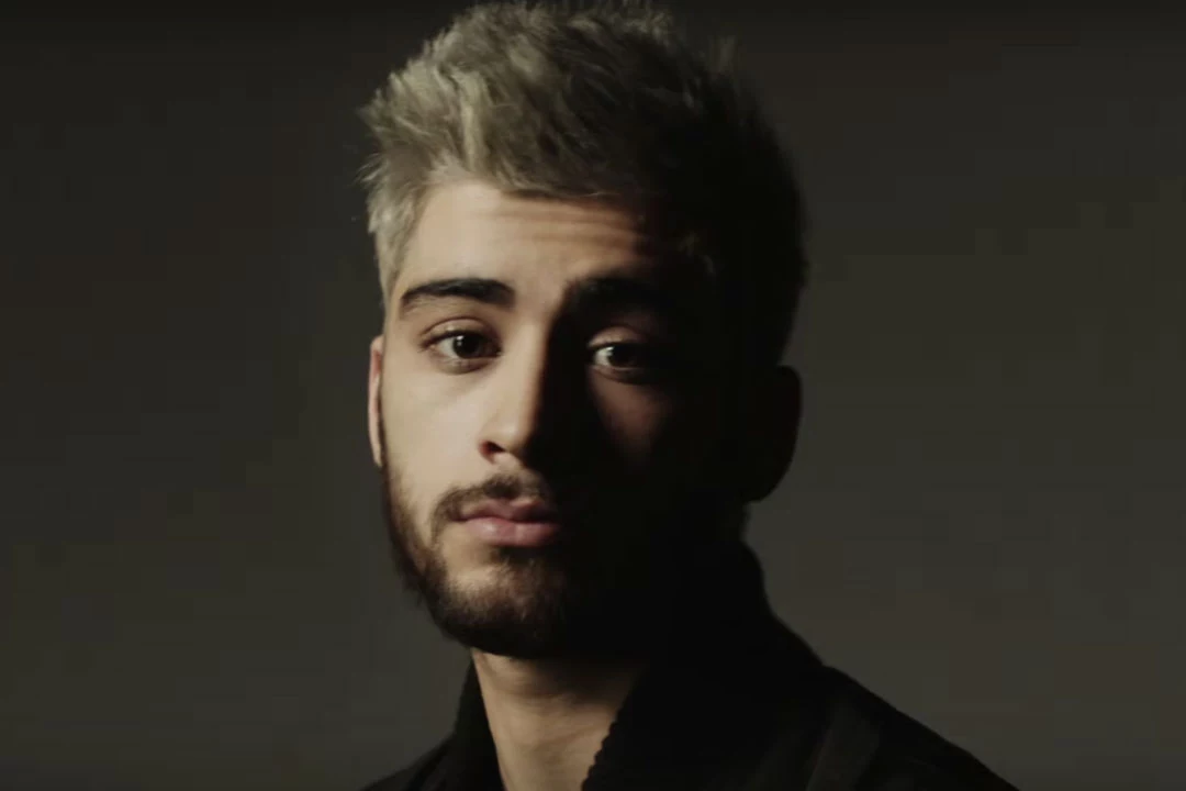 Zayn Debuts At No 1 On Hot 100 Something One Direction Never Managed 