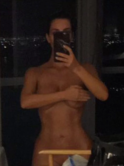 Kim Kardashian Naked Pic 74