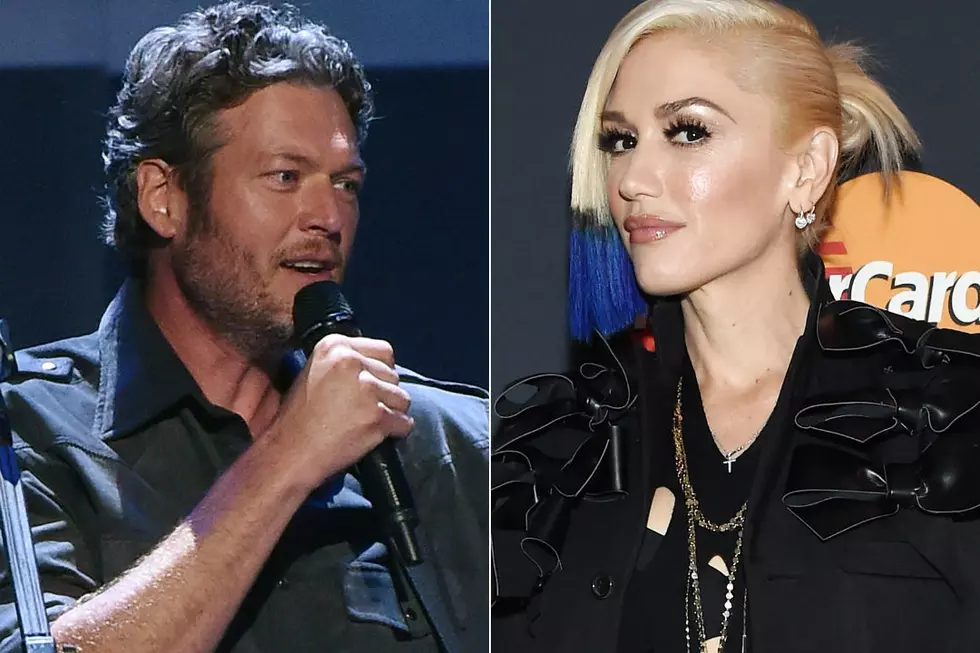 Gwen Stefani + Blake Shelton Touched Skin, Must Be Dating, I Guess?