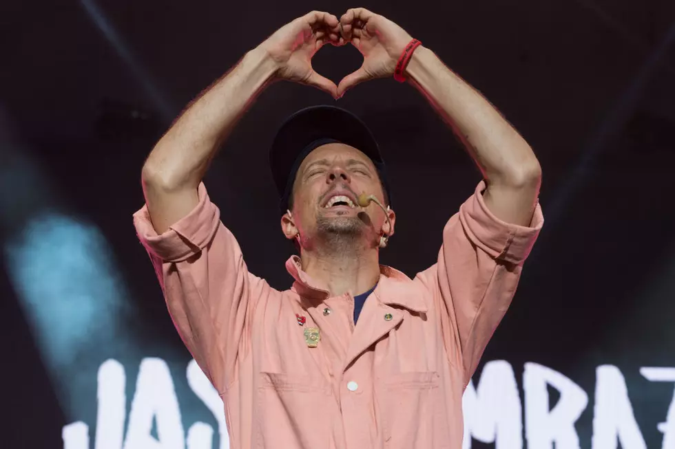 Jason Mraz Slammed for ‘Two Spirit’ Bisexuality Explanation