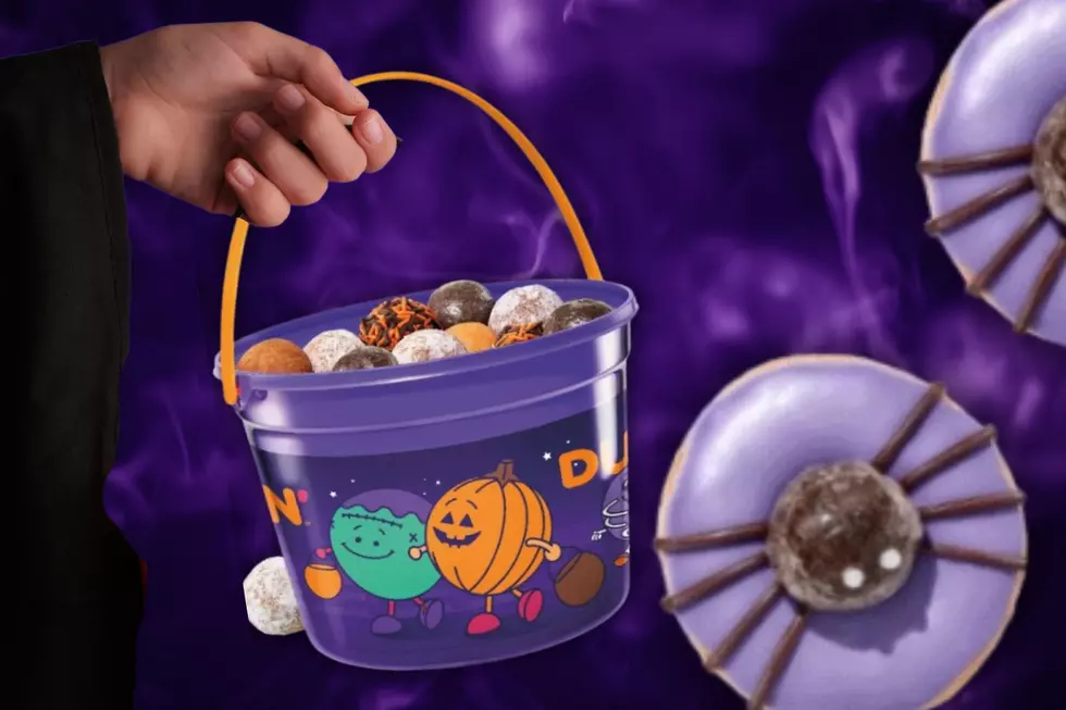 Dunkin’ Just Dropped MUNCHKINS Buckets and More for Halloween
